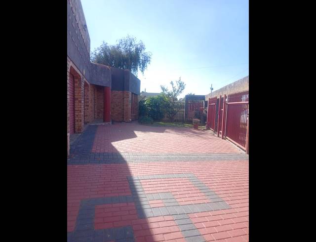 3 BEDROOM HOUSE FOR SALE IN RANDPOORT